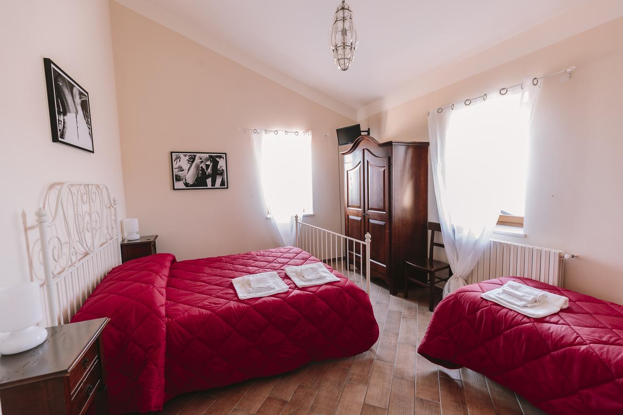 Agriturismo Il Riccio Монтіккьо Екстер'єр фото